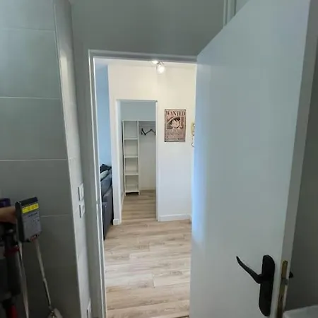 Grand Studio Amenage En T2 Appartamento *