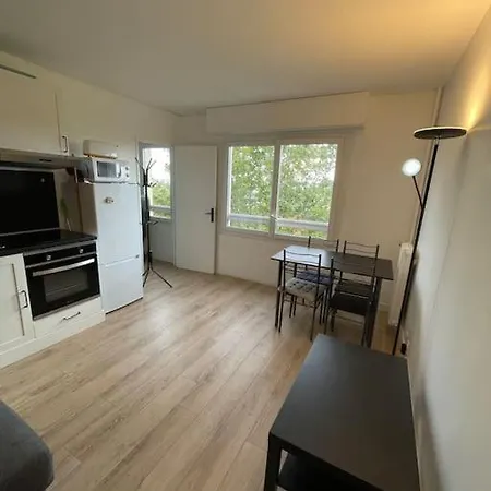 Grand Studio Amenage En T2 Appartamento Parigi