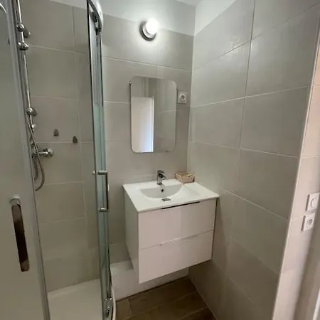Appartamento Grand Studio Amenage En T2 *